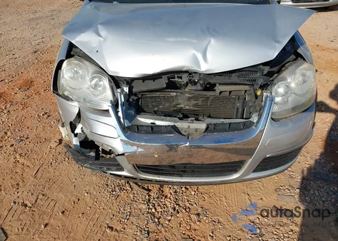 2008 Volkswagen Jetta Se/Sel z USA, uszkodzony, nr VIN 3VWRM71K18M106287